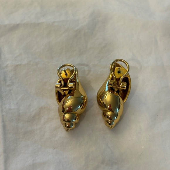 Kate Spade Shell Earrings - Picture 3 of 3